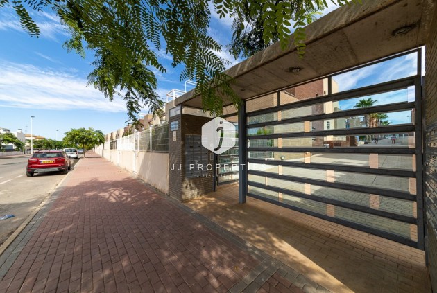 Tweedehands - Chalet -
Torrevieja - Sector 25