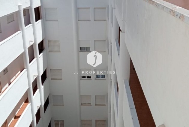 Tweedehands - Appartement / flat -
Torrevieja - Costa Blanca