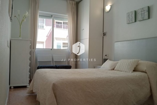 Tweedehands - Appartement / flat -
Torrevieja - Costa Blanca