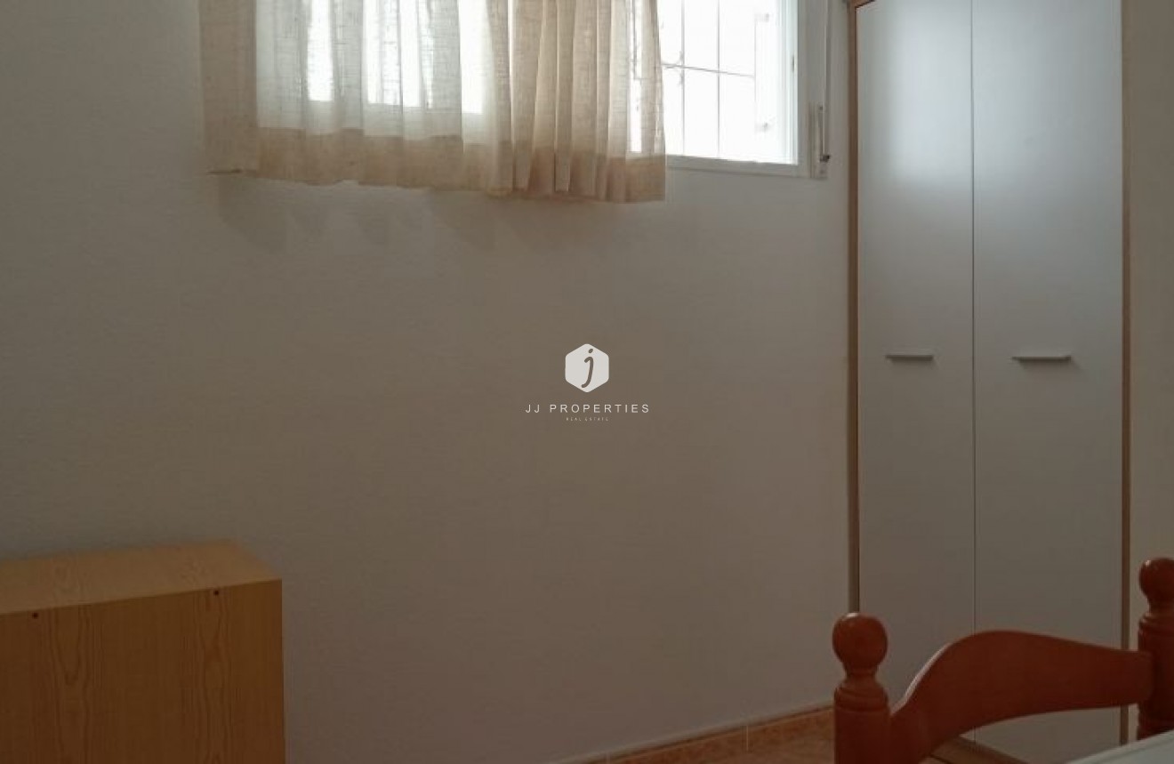 Tweedehands - Appartement / flat -
Torrevieja - Costa Blanca