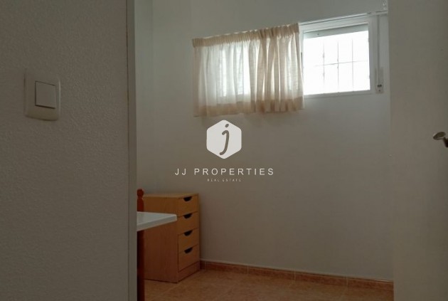 Tweedehands - Appartement / flat -
Torrevieja - Costa Blanca