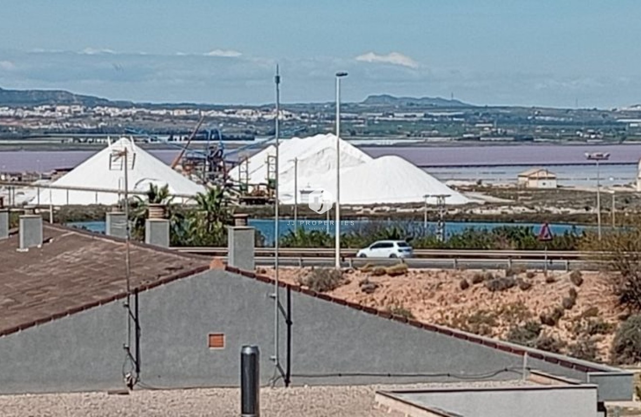 Tweedehands - Appartement / flat -
Torrevieja - Costa Blanca