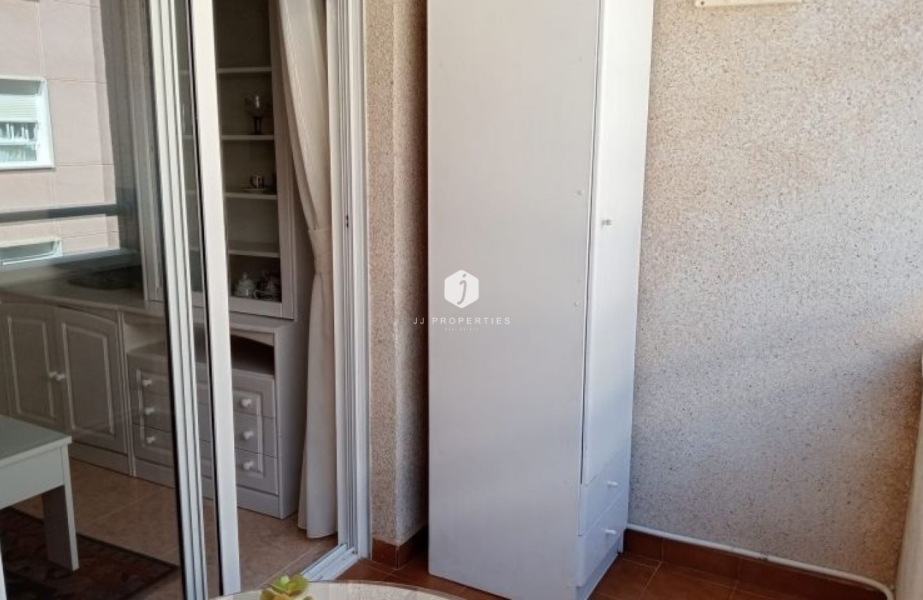 Tweedehands - Appartement / flat -
Torrevieja - Costa Blanca