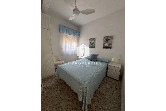 Tweedehands - Villa -
Albatera - Partida Lomas