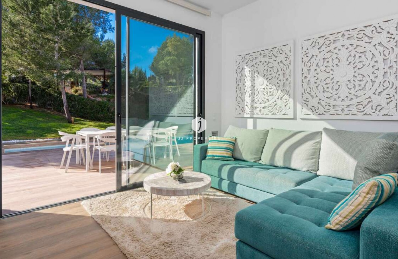 Tweedehands - Villa -
Orihuela Costa - Costa Blanca