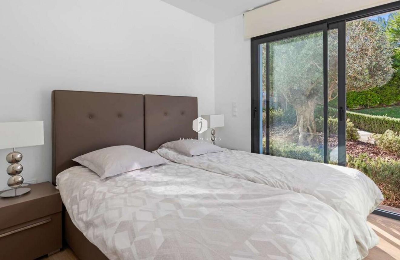 Tweedehands - Villa -
Orihuela Costa - Costa Blanca