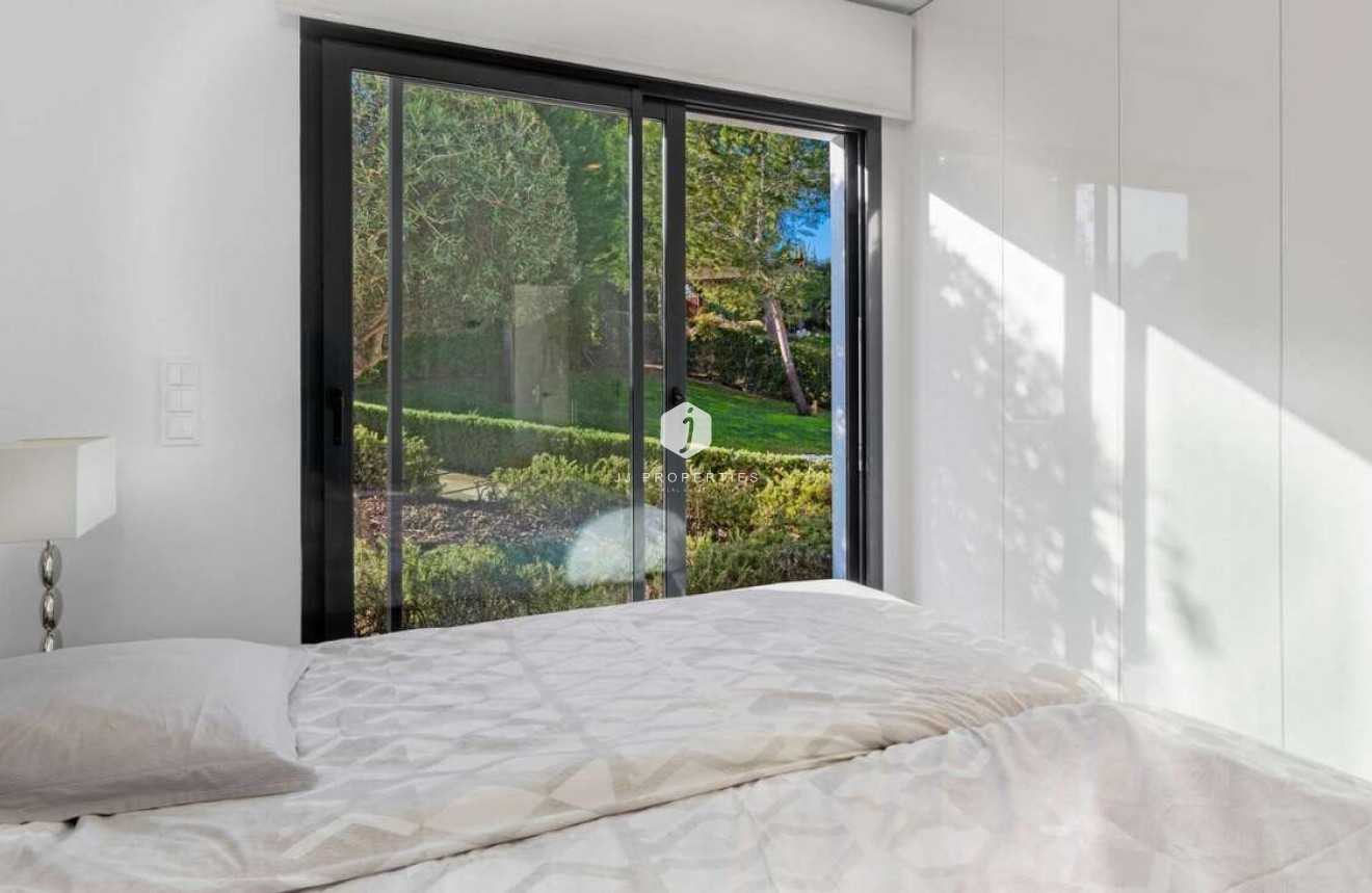 Tweedehands - Villa -
Orihuela Costa - Costa Blanca