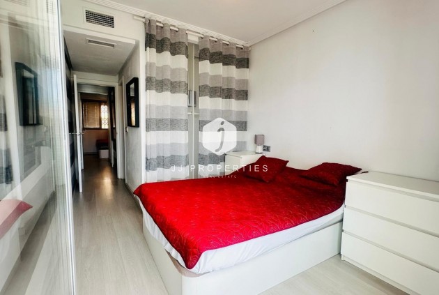 Tweedehands - Penthouse -
Torrevieja - Playa del Cura