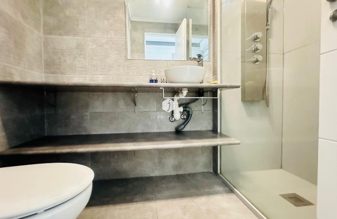 Tweedehands - Penthouse -
Torrevieja - Playa del Cura