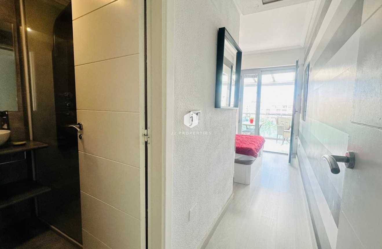 Tweedehands - Penthouse -
Torrevieja - Playa del Cura