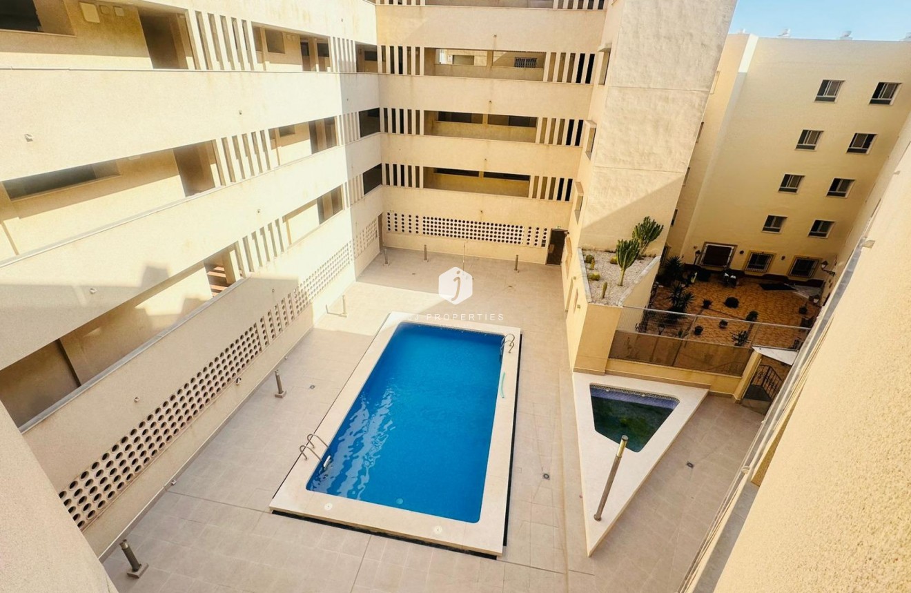 Tweedehands - Penthouse -
Torrevieja - Playa del Cura