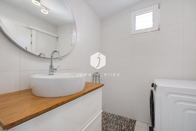 Tweedehands - Villa -
Torrevieja - aguas nuevas