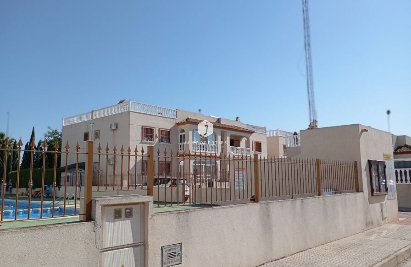 Tweedehands - Appartement / flat -
Daya Vieja - Costa Blanca