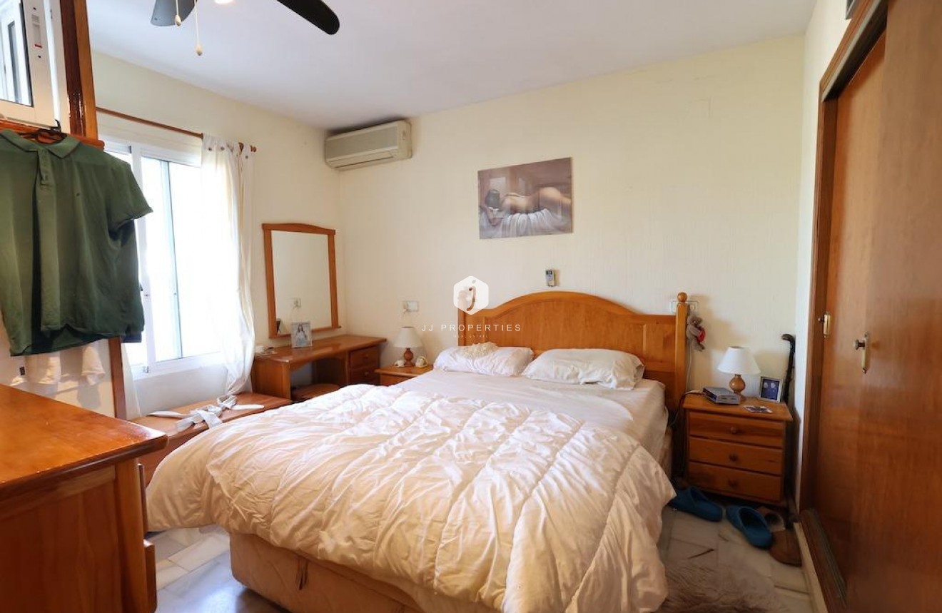 Tweedehands - Chalet -
San Miguel de Salinas - Inland