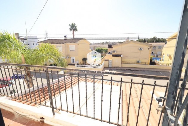 Tweedehands - Chalet -
San Miguel de Salinas - Inland