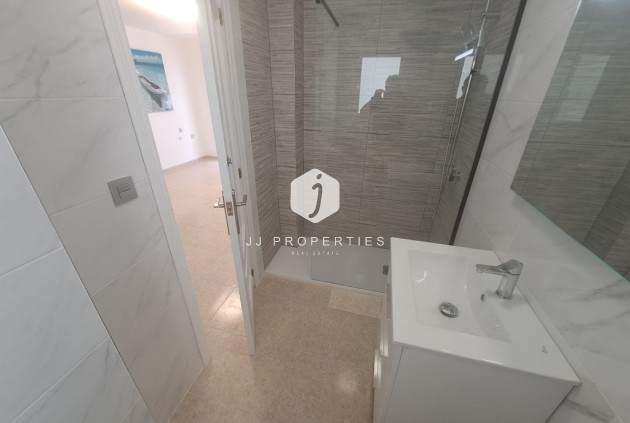 Z drugiej ręki - Mieszkanie w bloku -
Playa del Cura - Costa Blanca