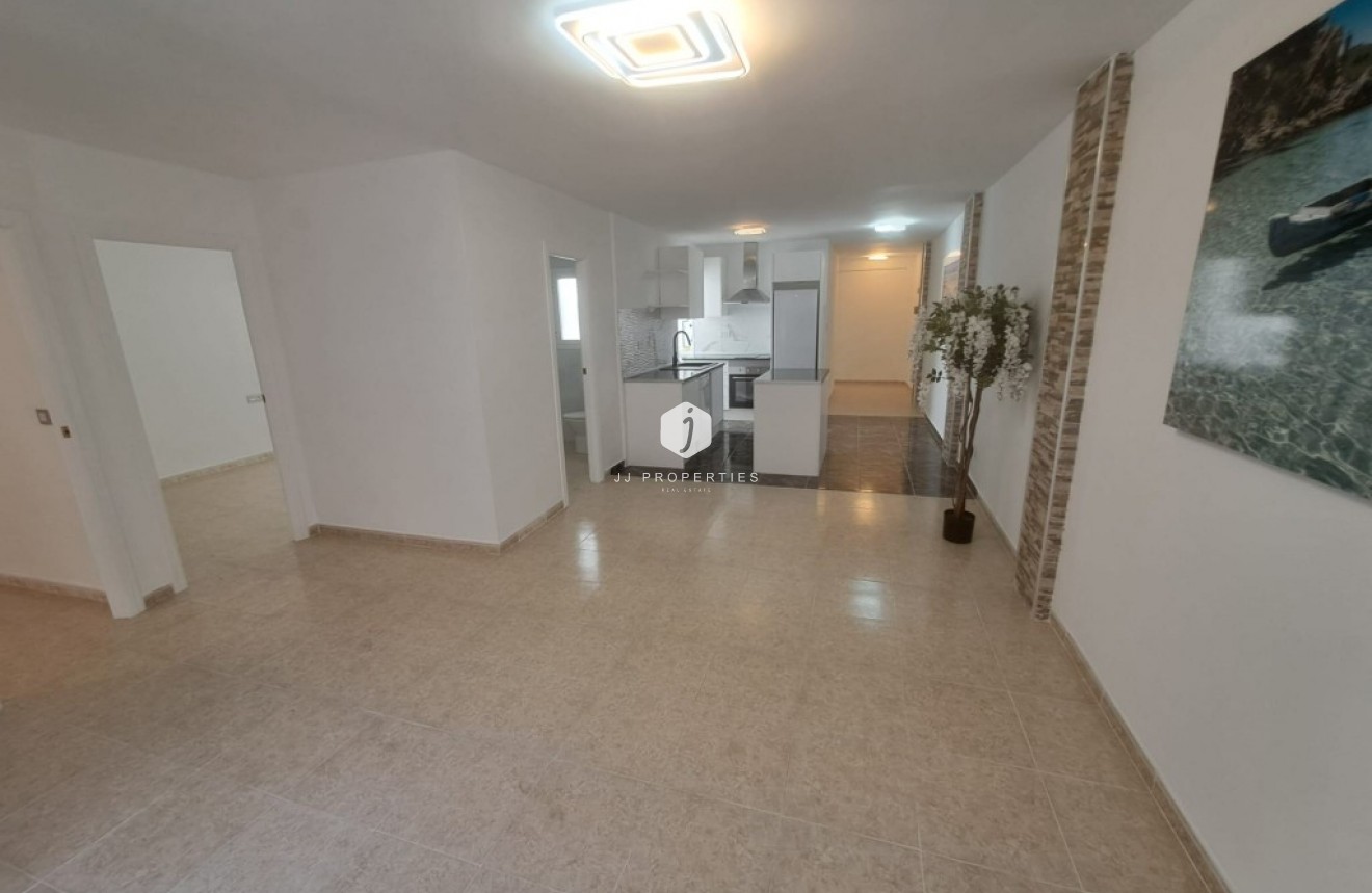 Z drugiej ręki - Mieszkanie w bloku -
Playa del Cura - Costa Blanca