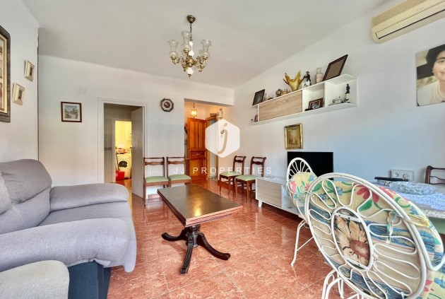 Tweedehands - Appartement / flat -
Torrevieja - Estacion de autobuses