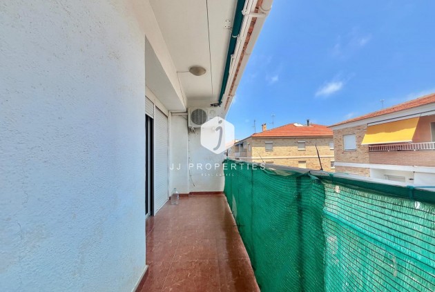 Tweedehands - Appartement / flat -
Torrevieja - Estacion de autobuses