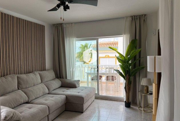 Tweedehands - Bungalow -
Torrevieja - Cañada Del Molino