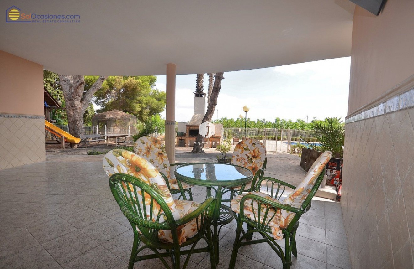 Tweedehands - Villa -
Torrevieja - Los Balcones