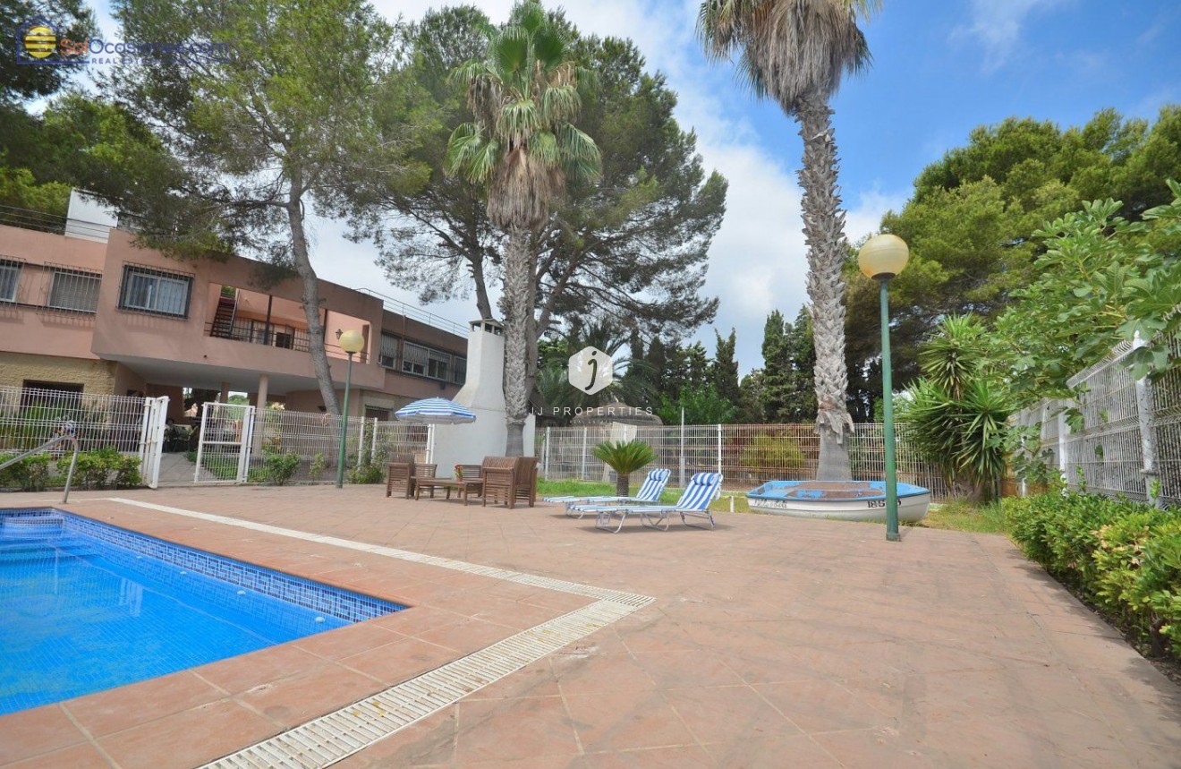 Tweedehands - Villa -
Torrevieja - Los Balcones