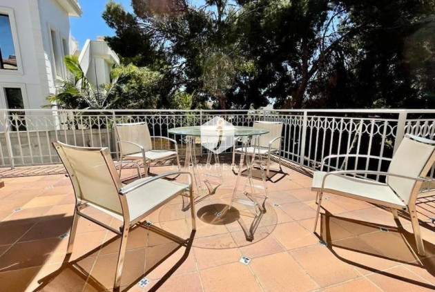 Tweedehands - Villa -
Orihuela Costa - Campoamor