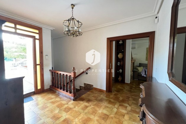 Tweedehands - Villa -
Orihuela Costa - Campoamor