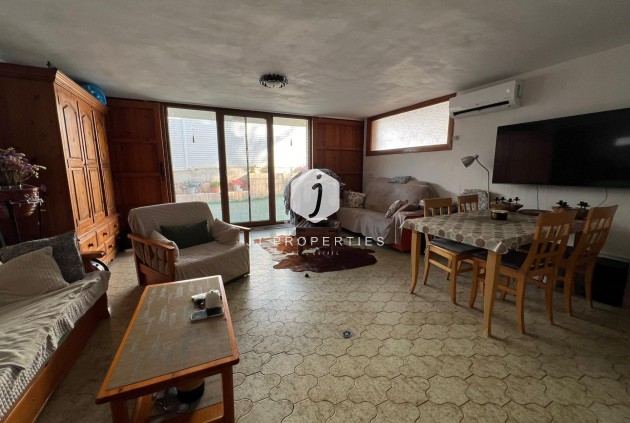 Tweedehands - Villa -
Orihuela Costa - Campoamor