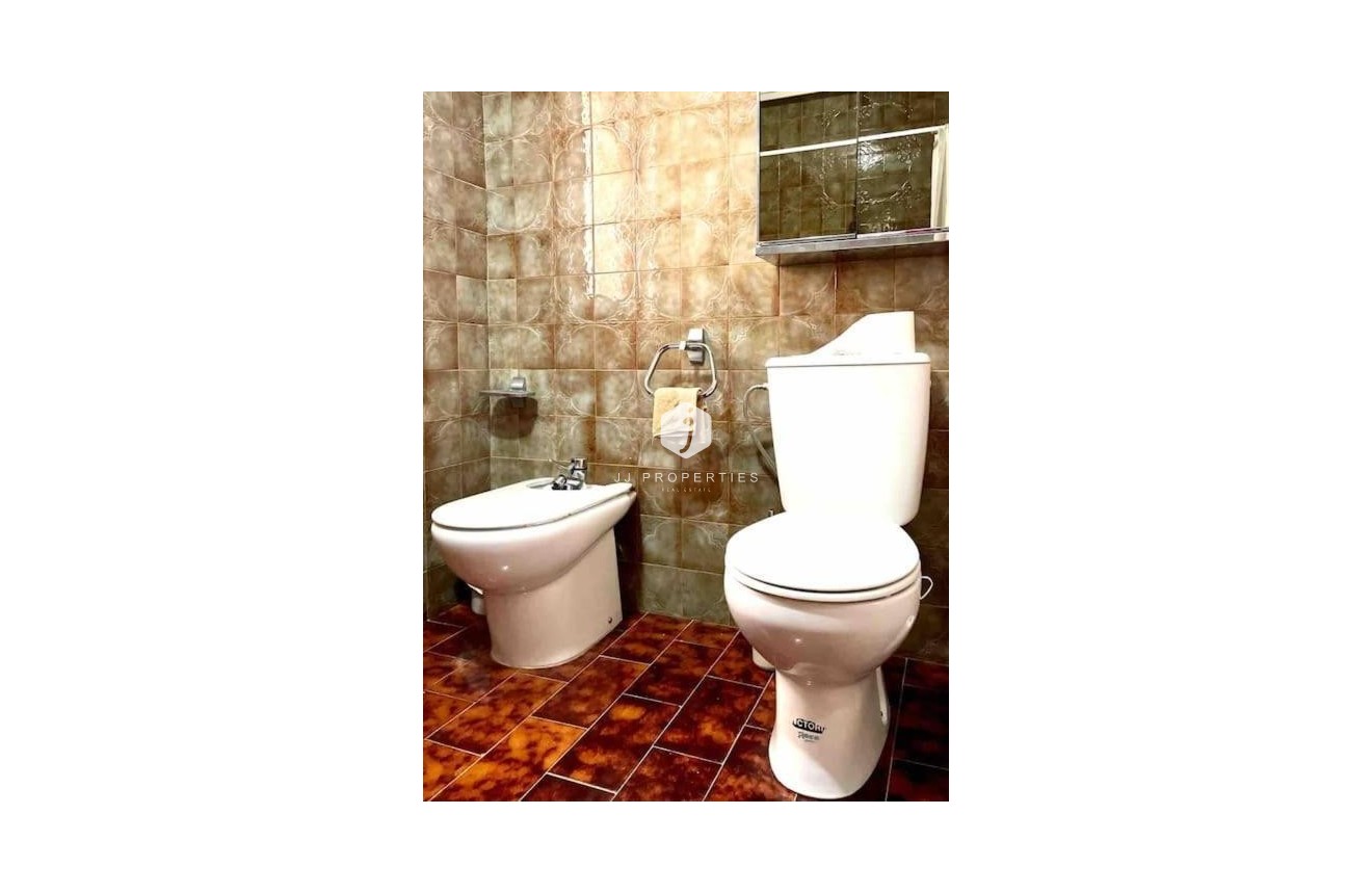 Tweedehands - Villa -
Orihuela Costa - Campoamor