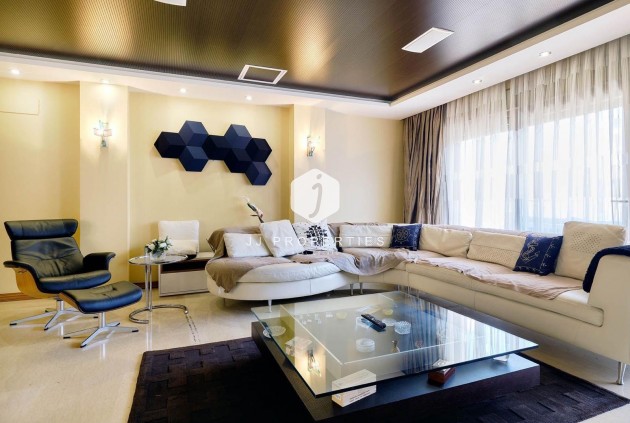 Segunda mano - Ático -
Torrevieja