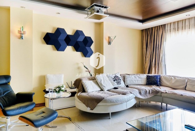 Segunda mano - Ático -
Torrevieja