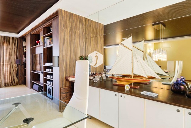 Segunda mano - Ático -
Torrevieja