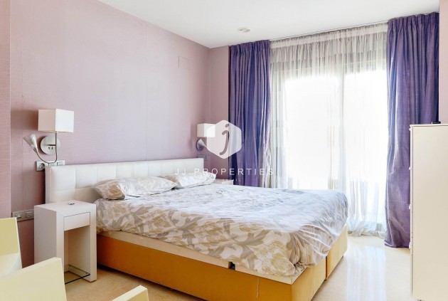 Segunda mano - Ático -
Torrevieja