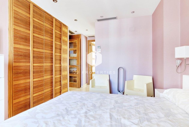 Segunda mano - Ático -
Torrevieja