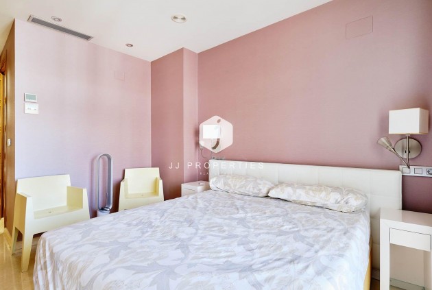 Segunda mano - Ático -
Torrevieja