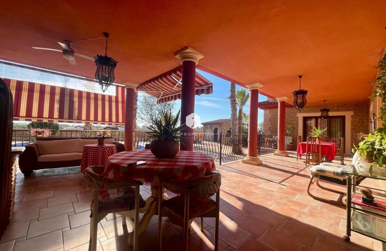 Tweedehands - Villa -
Rojales - La Vega Baja