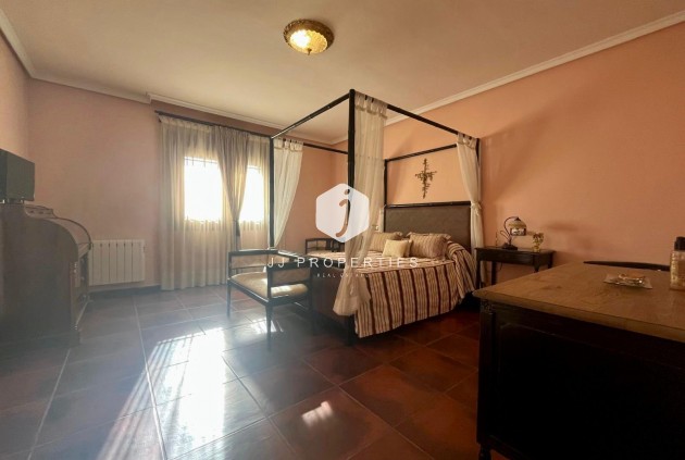 Tweedehands - Villa -
Rojales - La Vega Baja