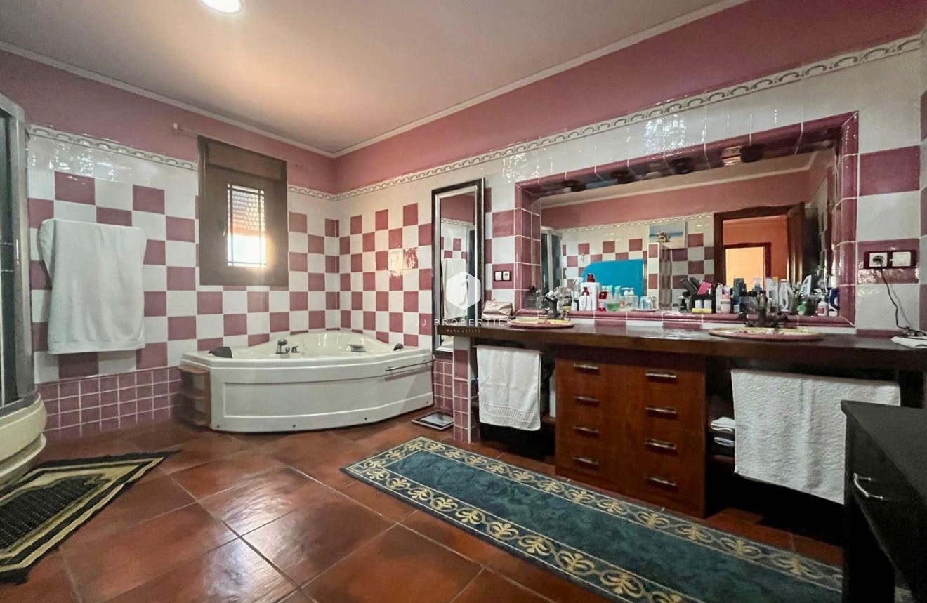 Tweedehands - Villa -
Rojales - La Vega Baja