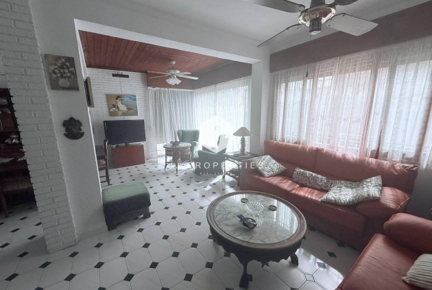 Tweedehands - Villa -
Orihuela Costa - Campoamor