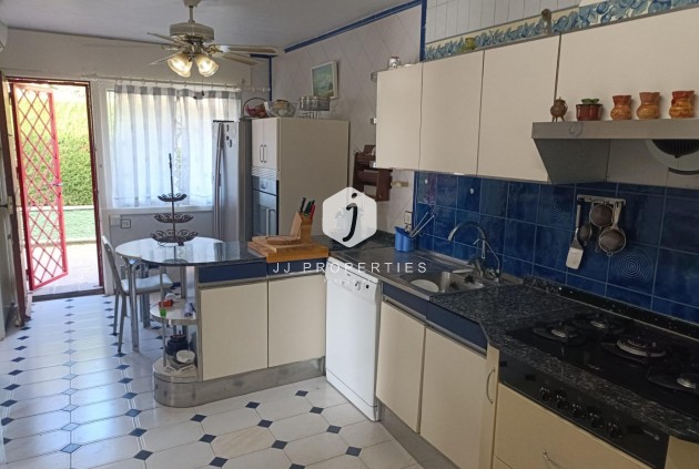 Tweedehands - Villa -
Orihuela Costa - Campoamor