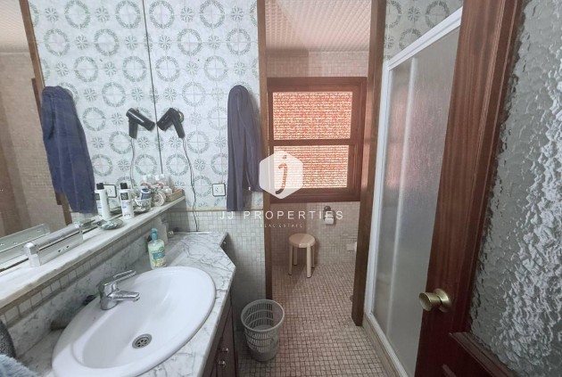 Tweedehands - Villa -
Orihuela Costa - Campoamor