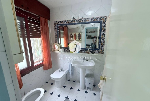 Tweedehands - Villa -
Orihuela Costa - Campoamor