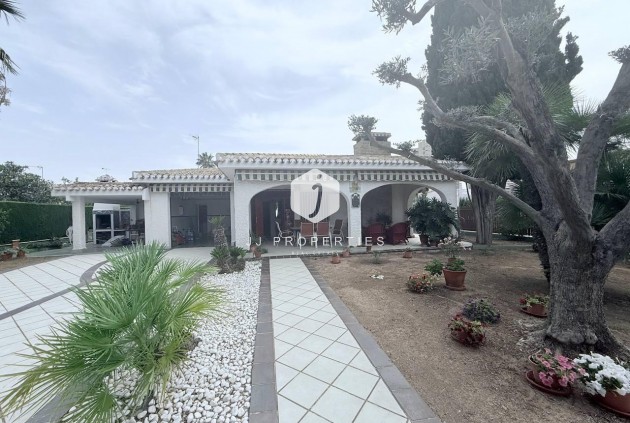 Tweedehands - Villa -
Orihuela Costa - Campoamor