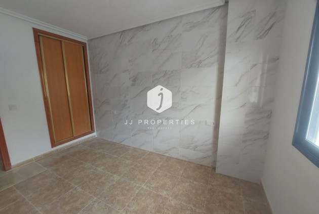 Aus zweiter Hand - Wohnung -
La Zenia - Costa Blanca