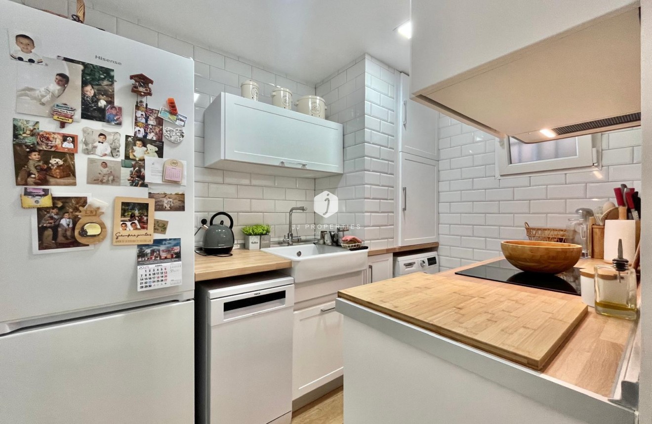 Tweedehands - Appartement / flat -
Torrevieja - Calas blanca