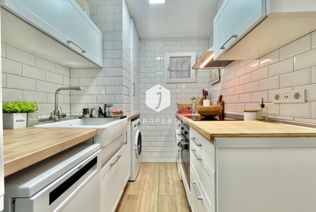 Tweedehands - Appartement / flat -
Torrevieja - Calas blanca