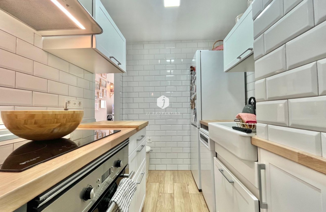 Tweedehands - Appartement / flat -
Torrevieja - Calas blanca