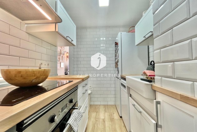 Tweedehands - Appartement / flat -
Torrevieja - Calas blanca