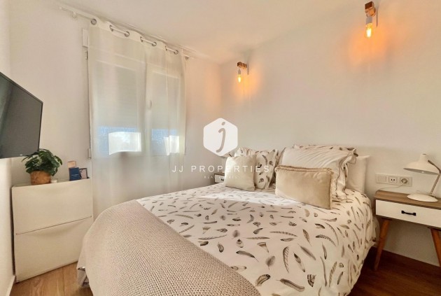 Tweedehands - Appartement / flat -
Torrevieja - Calas blanca